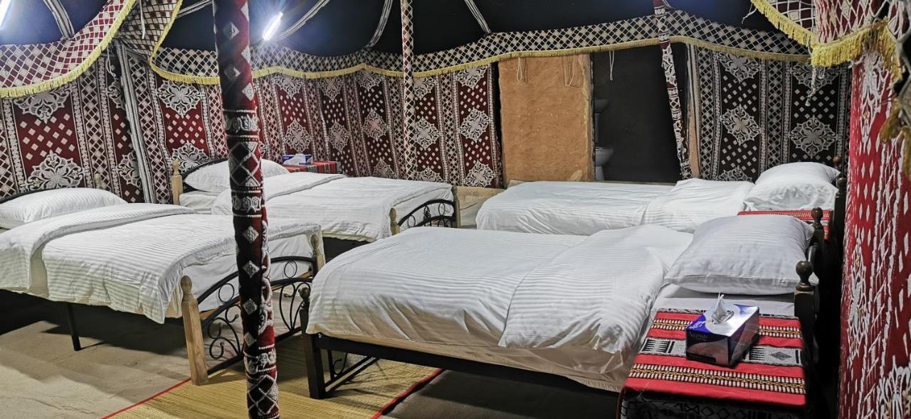 Desert Wonders Camp Ḩawīyah Exterior foto