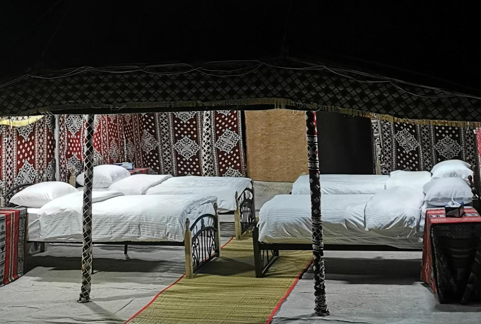 Desert Wonders Camp Ḩawīyah Habitación foto